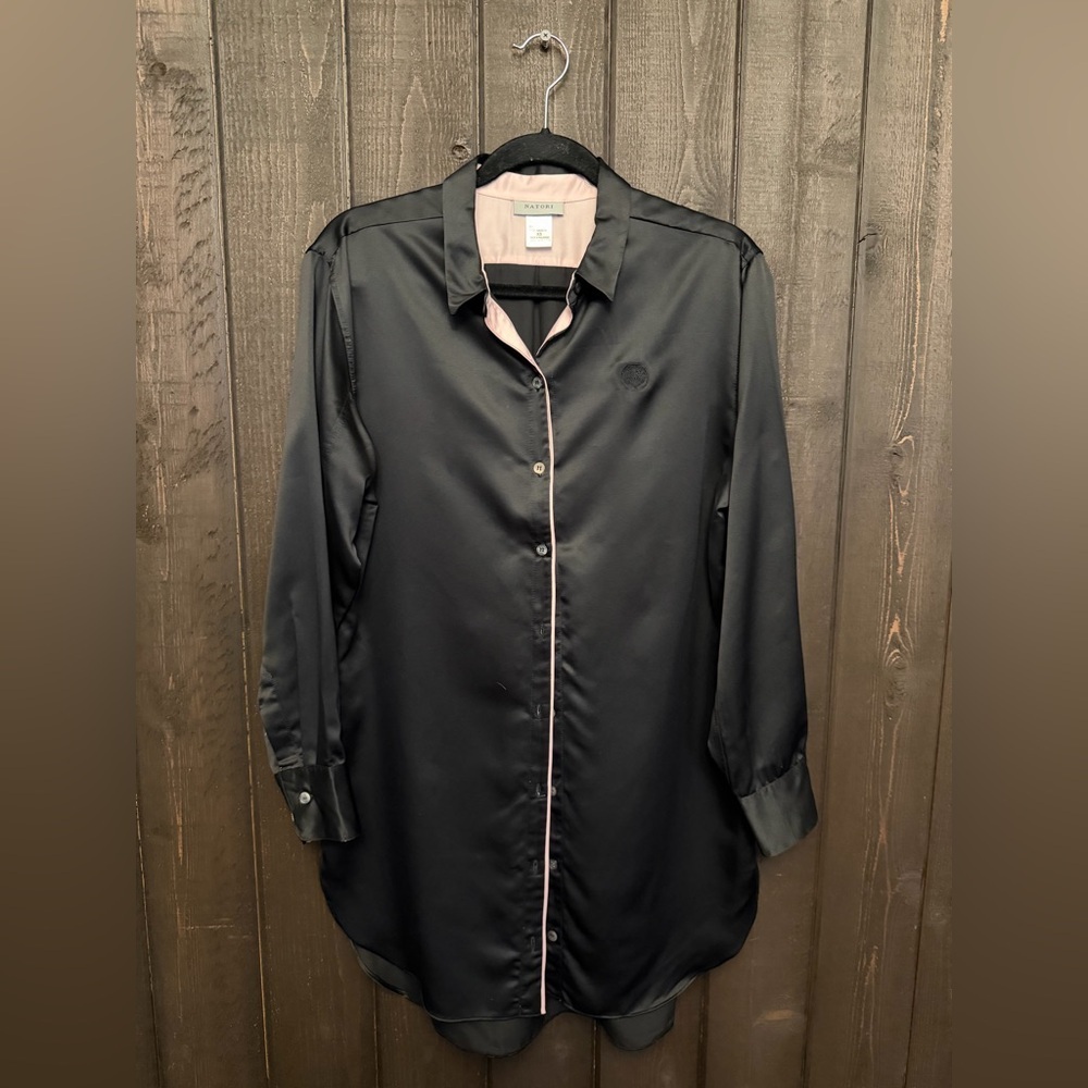 Natori Nightgown Women's Sz XS Black & Pink Satin Sleep Shirt Button Down EUC
